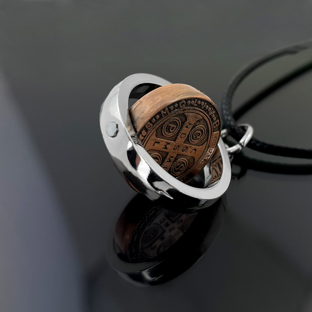 Новое ожерелье с медалью Свято – обзор и цена Jewelry & Watches Company
